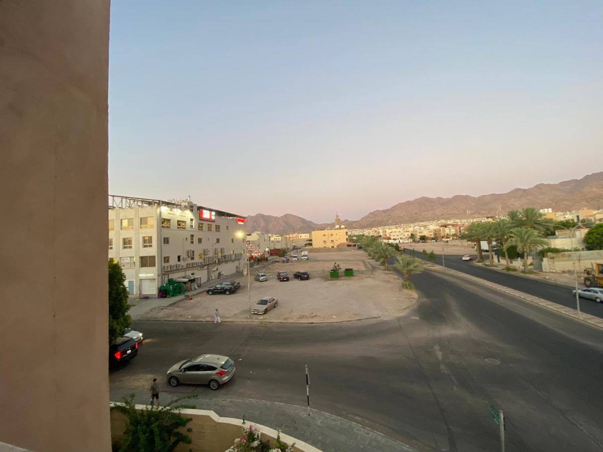 Lovely 3-Bedrooms Rental Unit Aqaba Exterior foto
