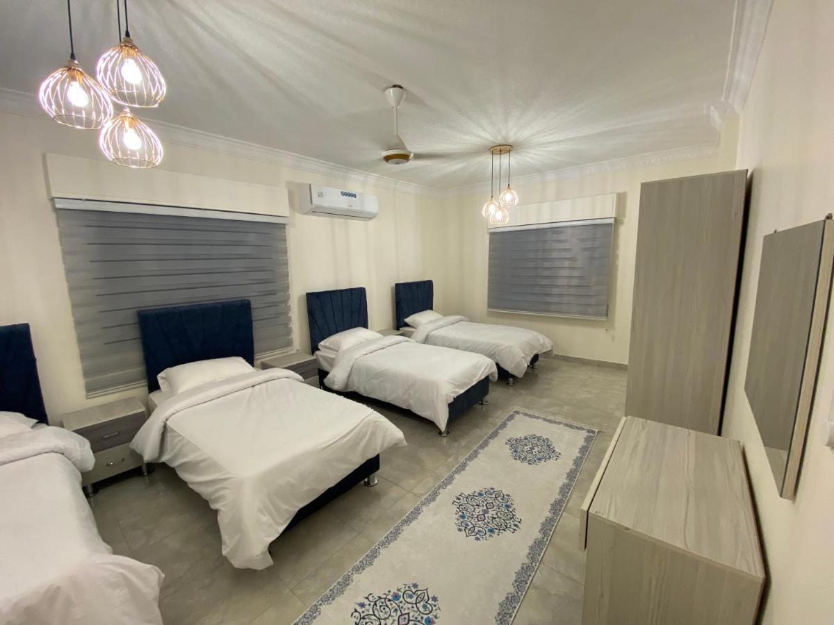 Lovely 3-Bedrooms Rental Unit Aqaba Exterior foto